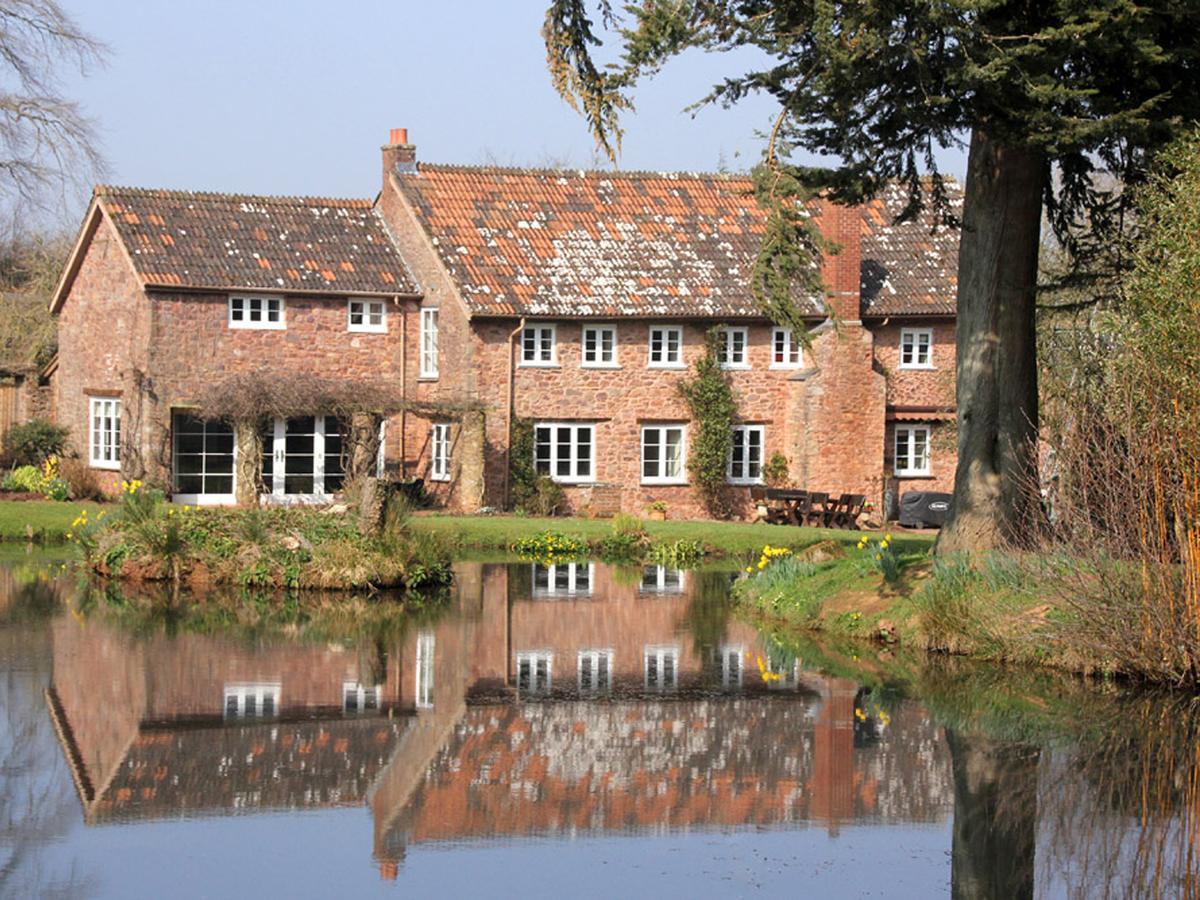 Middle Burrow Bed And Breakfast Timberscombe Exterior photo